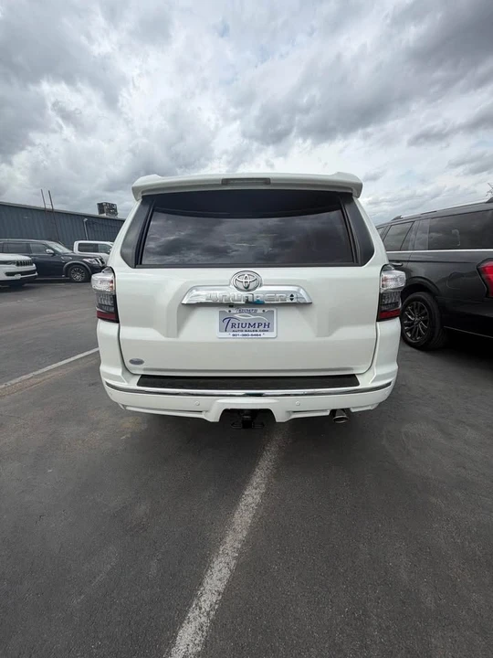 2015 Toyota 4Runner 5th Gen - Image 5 of 10