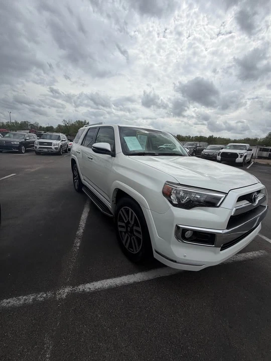 2015 Toyota 4Runner 5th Gen - Image 3 of 10