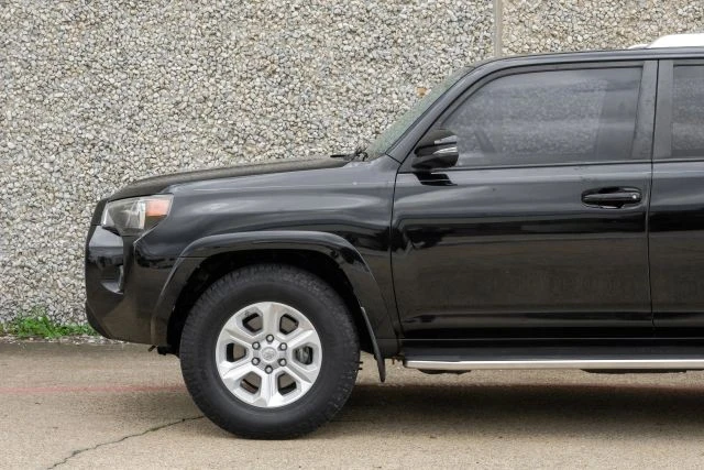 2015 Toyota 4Runner 5th Gen - Image 12 of 21