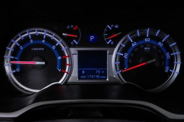 2015 Toyota 4Runner 5th Gen - Image 20 of 21