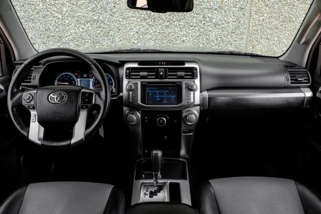 2015 Toyota 4Runner 5th Gen - Image 15 of 21