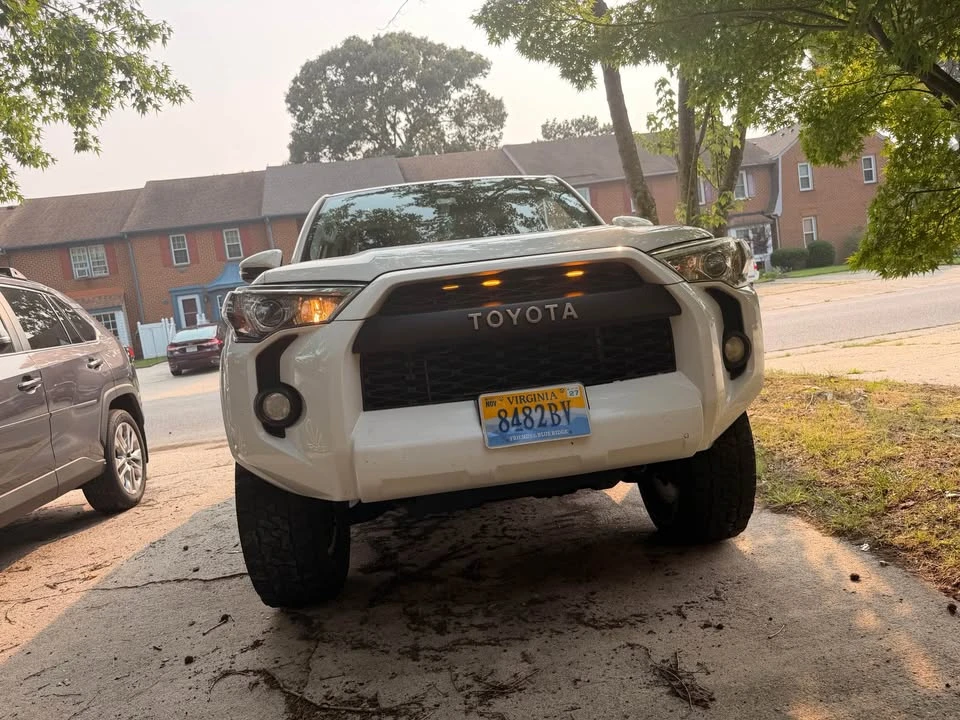 2015 Toyota 4Runner 5th Gen - Image 3 of 10
