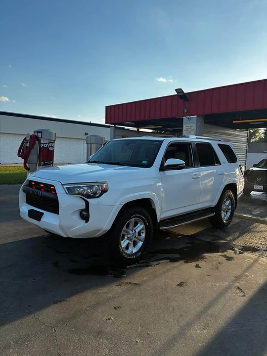 2015 Toyota 4Runner 5th Gen - Image 5 of 13