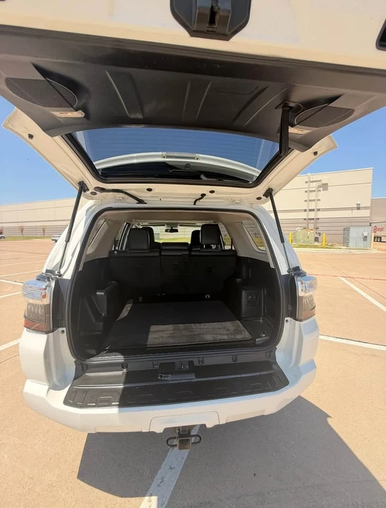 2015 Toyota 4Runner 5th Gen - Image 12 of 13