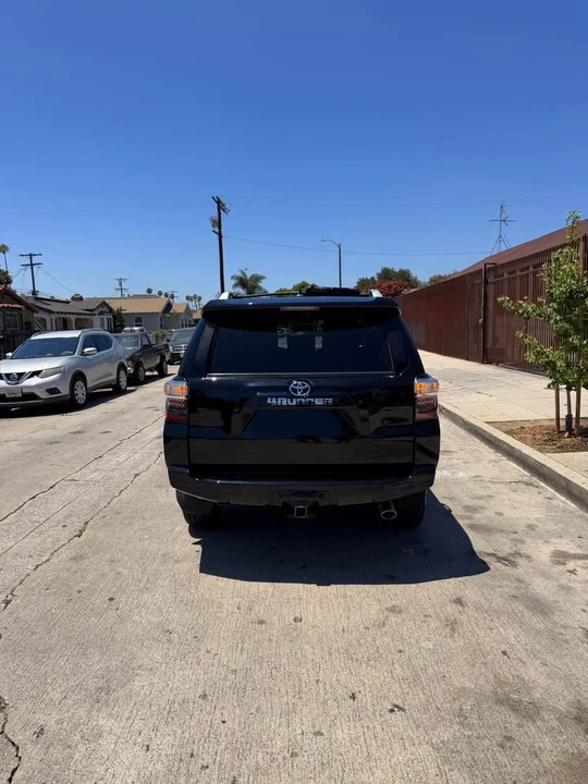 2015 Toyota 4Runner 5th Gen - Image 6 of 14