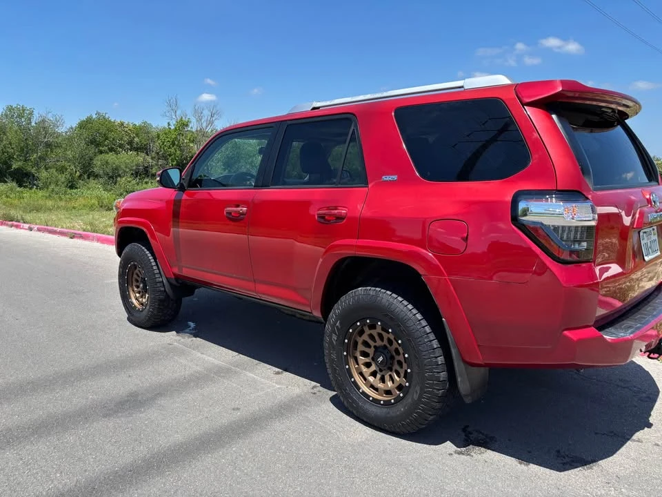2015 Toyota 4Runner 5th Gen - Image 3 of 4