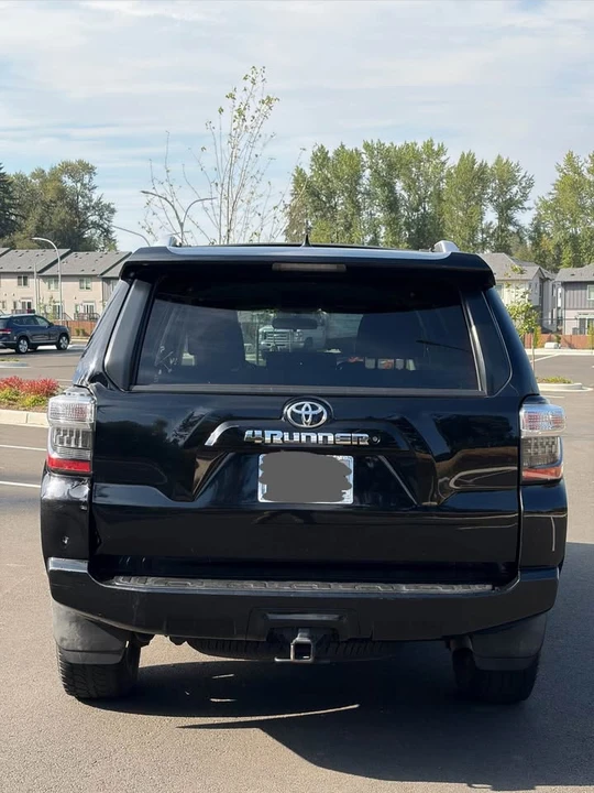 2015 Toyota 4Runner 5th Gen - Image 6 of 17