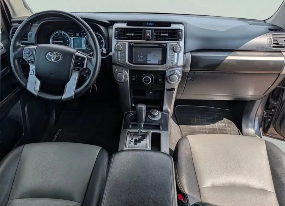 2015 Toyota 4Runner 5th Gen - Image 9 of 11