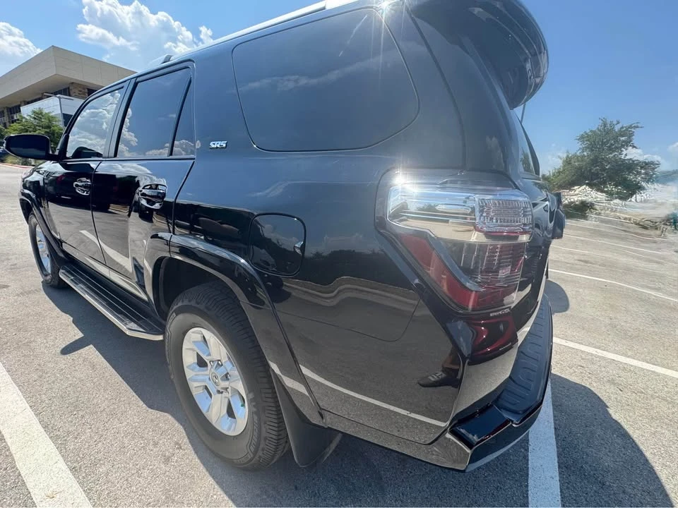 2015 Toyota 4Runner 5th Gen - Image 4 of 10