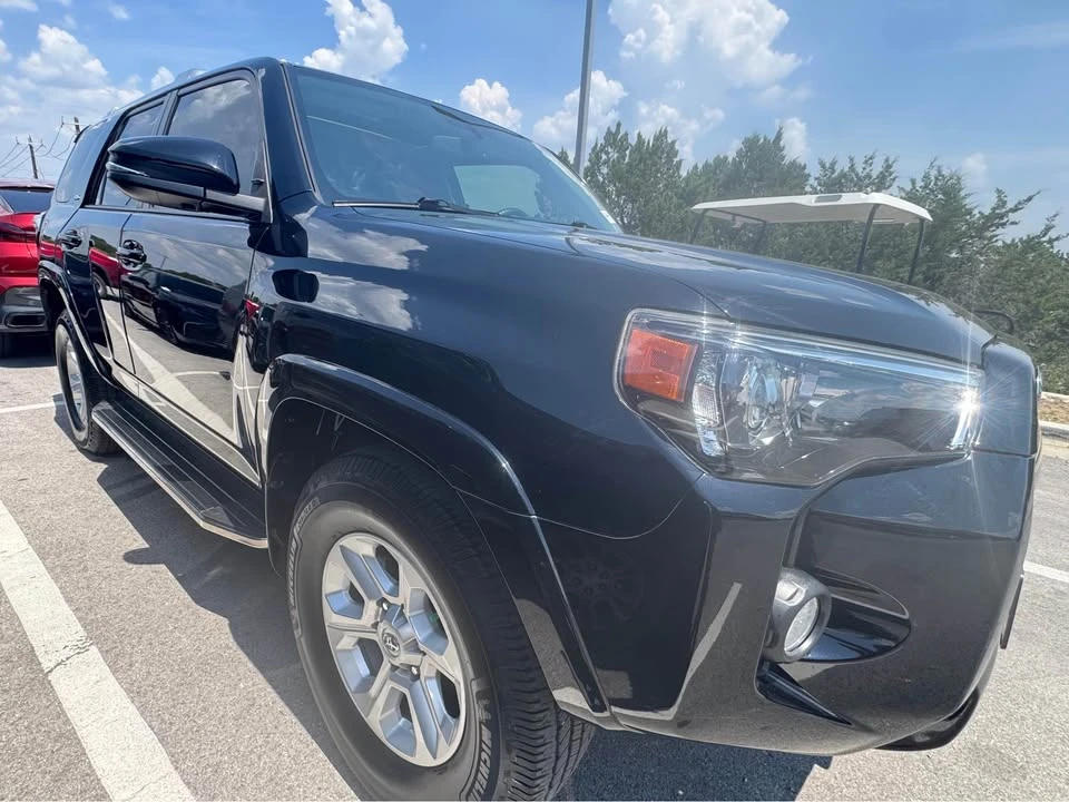 2015 Toyota 4Runner 5th Gen - Image 3 of 10