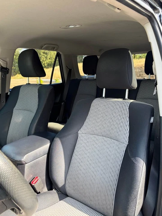 2015 Toyota 4Runner 5th Gen - Image 10 of 17