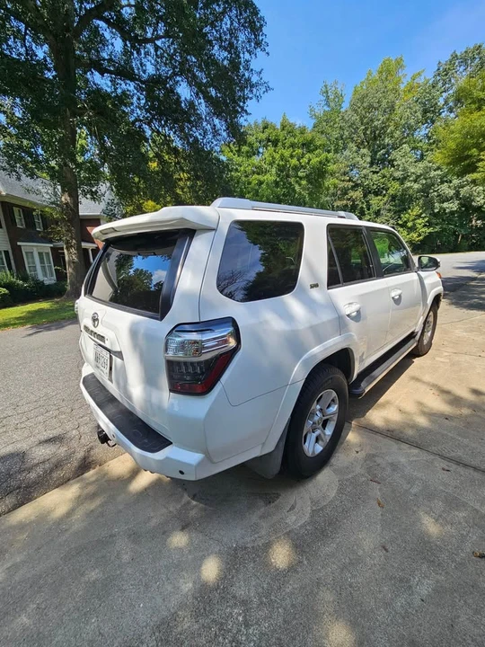 2015 Toyota 4Runner 5th Gen - Image 6 of 20