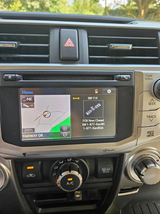 2015 Toyota 4Runner 5th Gen - Image 17 of 20