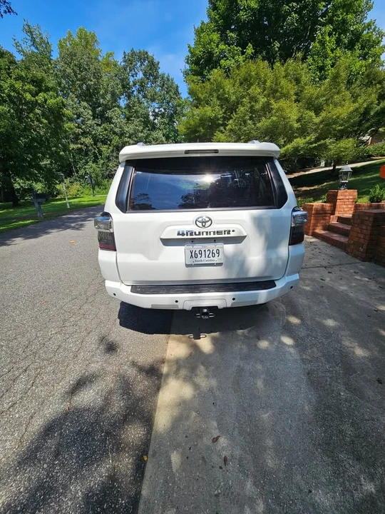 2015 Toyota 4Runner 5th Gen - Image 7 of 20