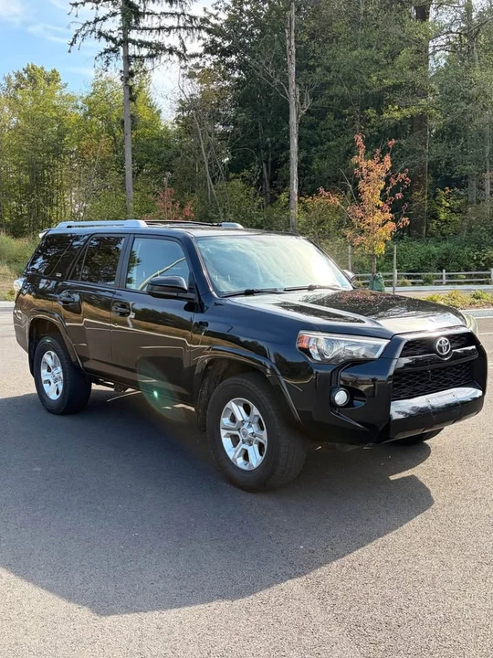 2015 Toyota 4Runner 5th Gen - Image 3 of 17