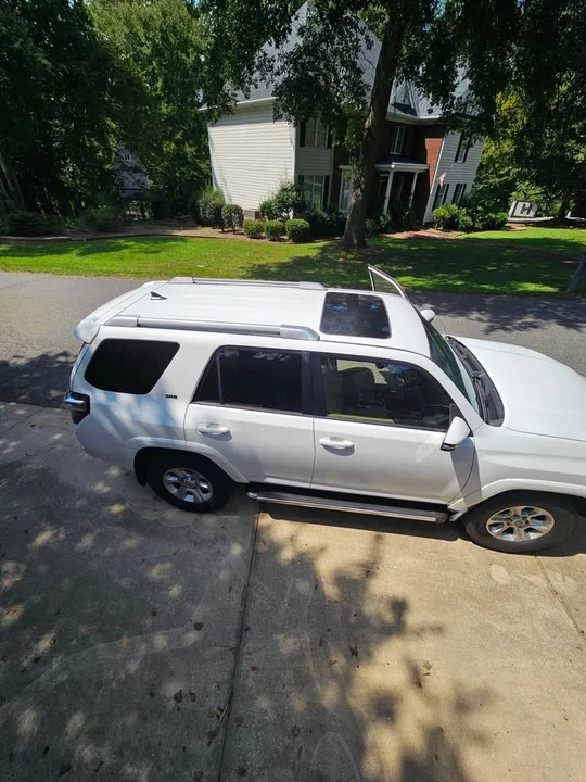 2015 Toyota 4Runner 5th Gen - Image 8 of 20