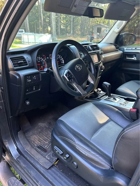 2015 Toyota 4Runner 5th Gen - Image 4 of 9