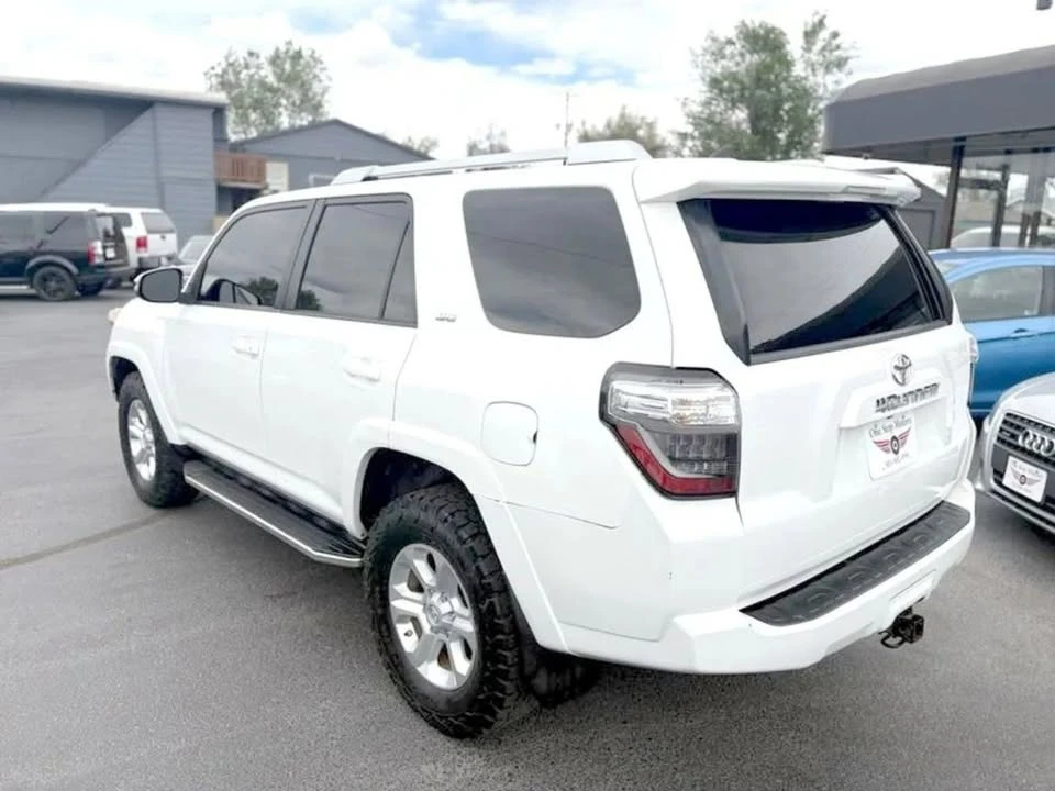2015 Toyota 4Runner 5th Gen - Image 4 of 20