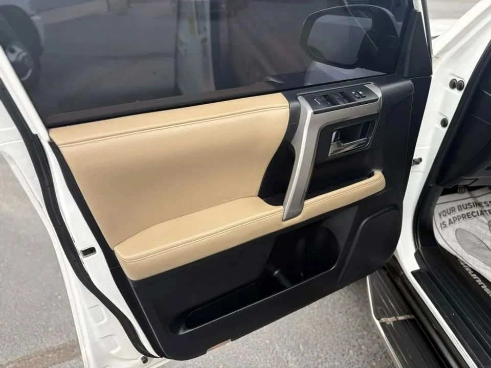 2015 Toyota 4Runner 5th Gen - Image 17 of 20
