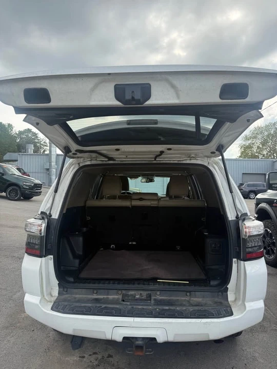2015 Toyota 4Runner 5th Gen - Image 17 of 17