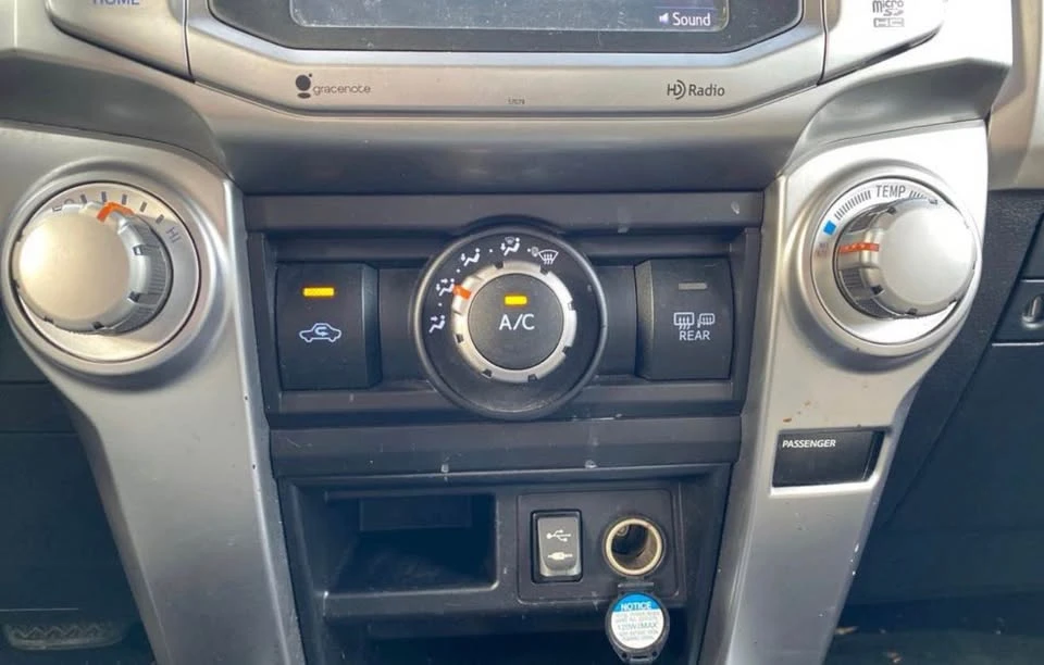 2015 Toyota 4Runner 5th Gen - Image 6 of 17