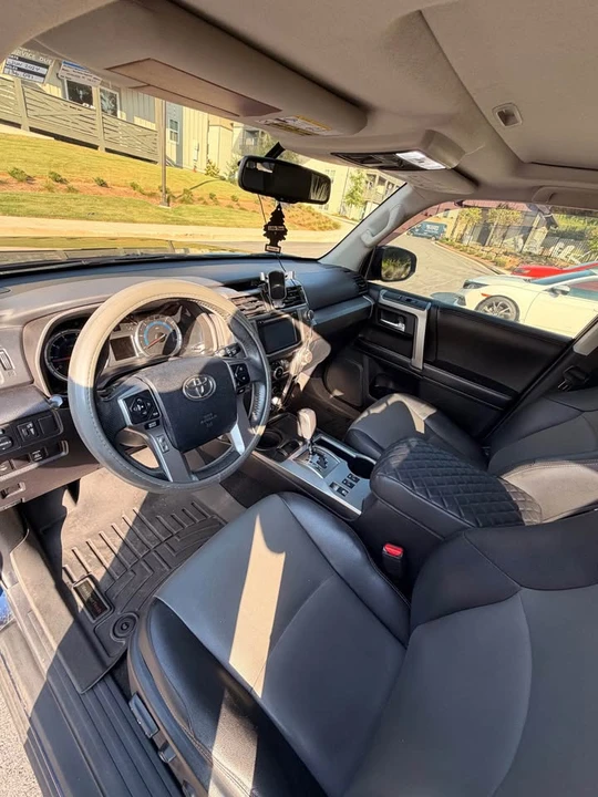 2015 Toyota 4Runner 5th Gen - Image 8 of 14