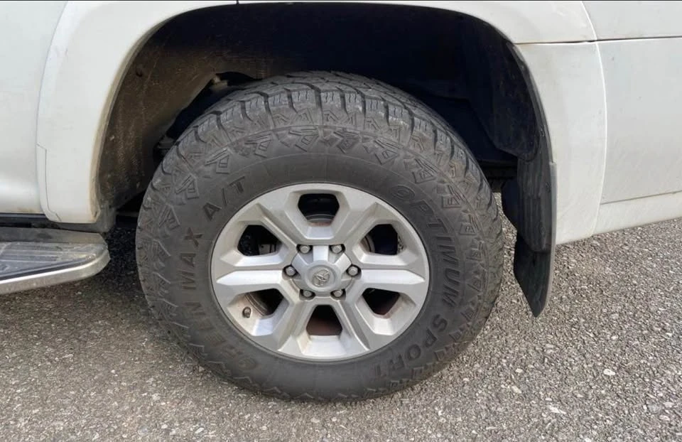 2015 Toyota 4Runner 5th Gen - Image 8 of 17