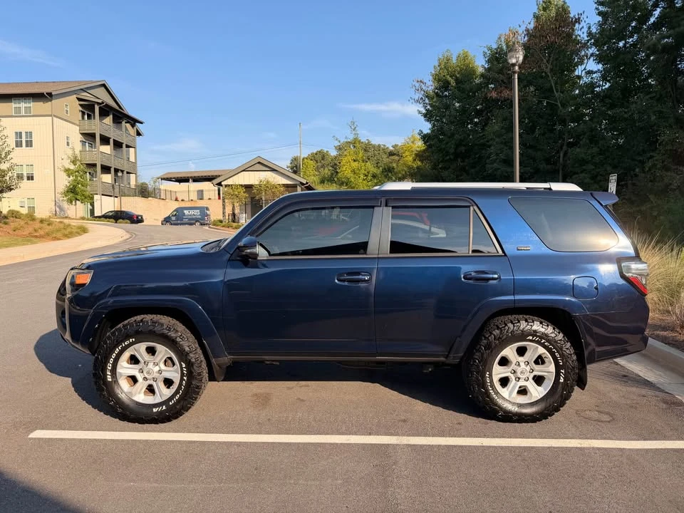 2015 Toyota 4Runner 5th Gen - Image 4 of 14