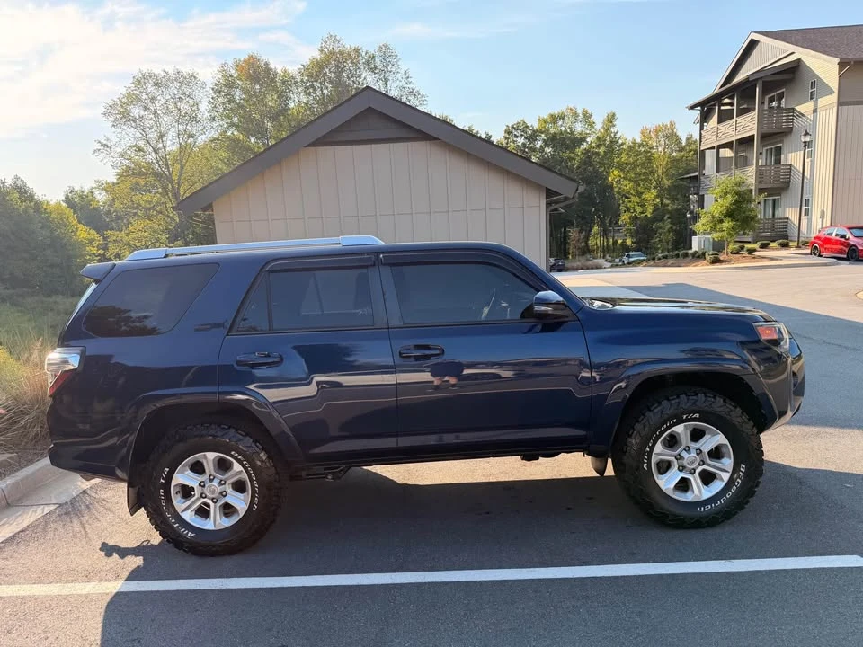 2015 Toyota 4Runner 5th Gen - Image 3 of 14