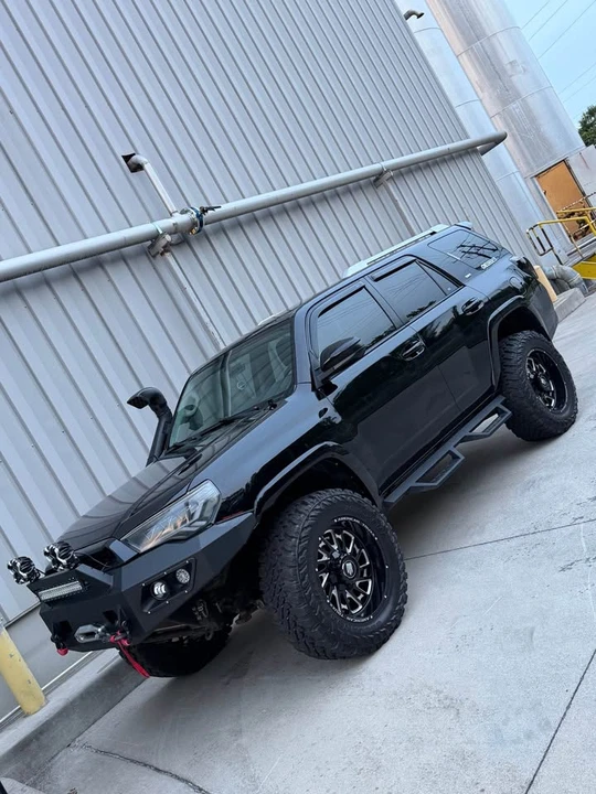 2015 Toyota 4Runner 5th Gen - Image 9 of 14