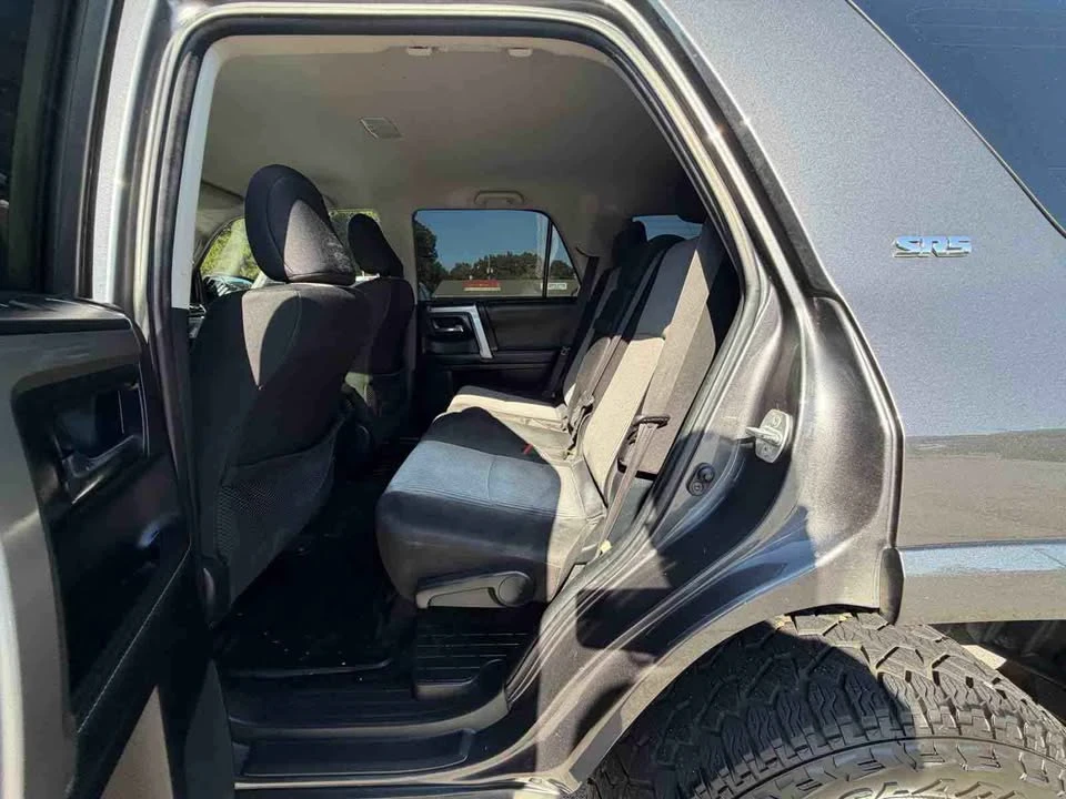 2015 Toyota 4Runner 5th Gen - Image 8 of 12
