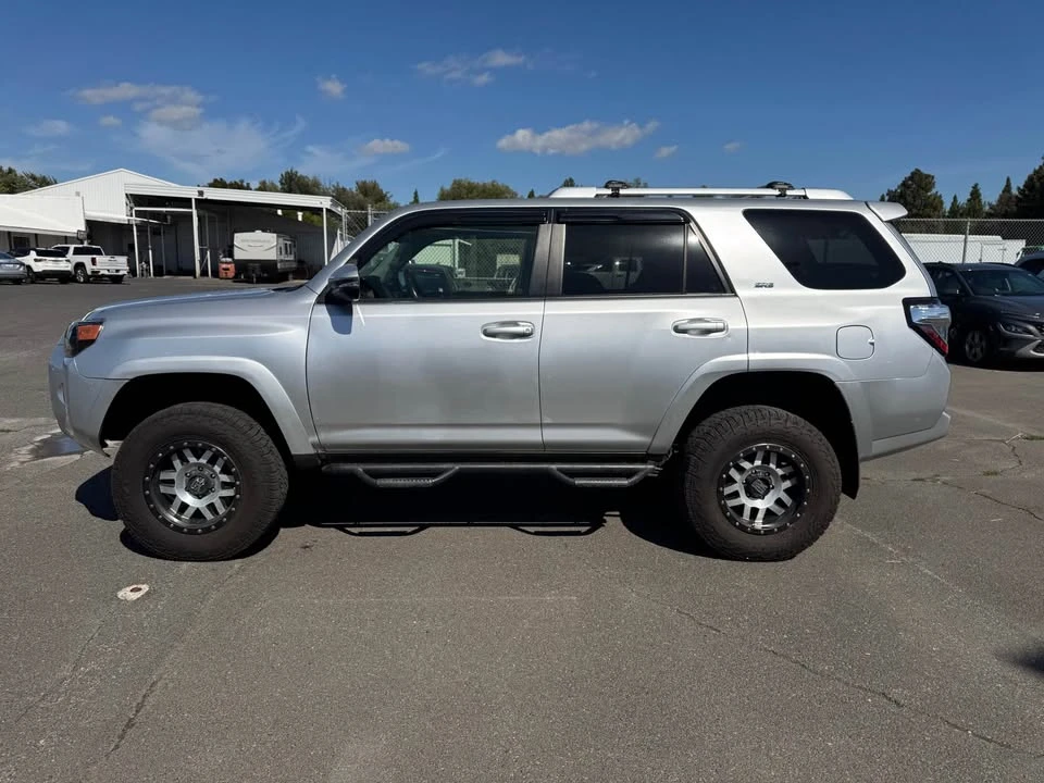 2015 Toyota 4Runner 5th Gen - Image 2 of 10
