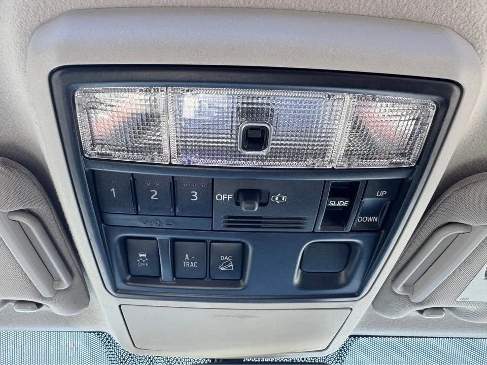 2015 Toyota 4Runner 5th Gen - Image 10 of 10