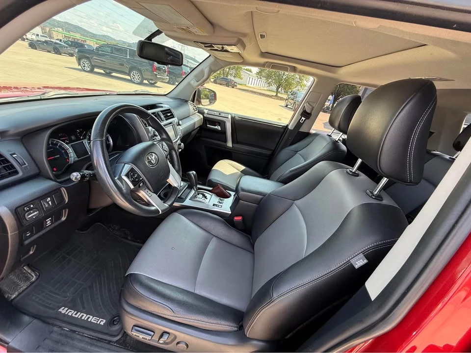 2015 Toyota 4Runner 5th Gen - Image 8 of 16