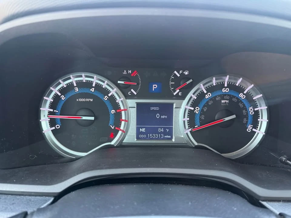 2015 Toyota 4Runner 5th Gen - Image 13 of 16