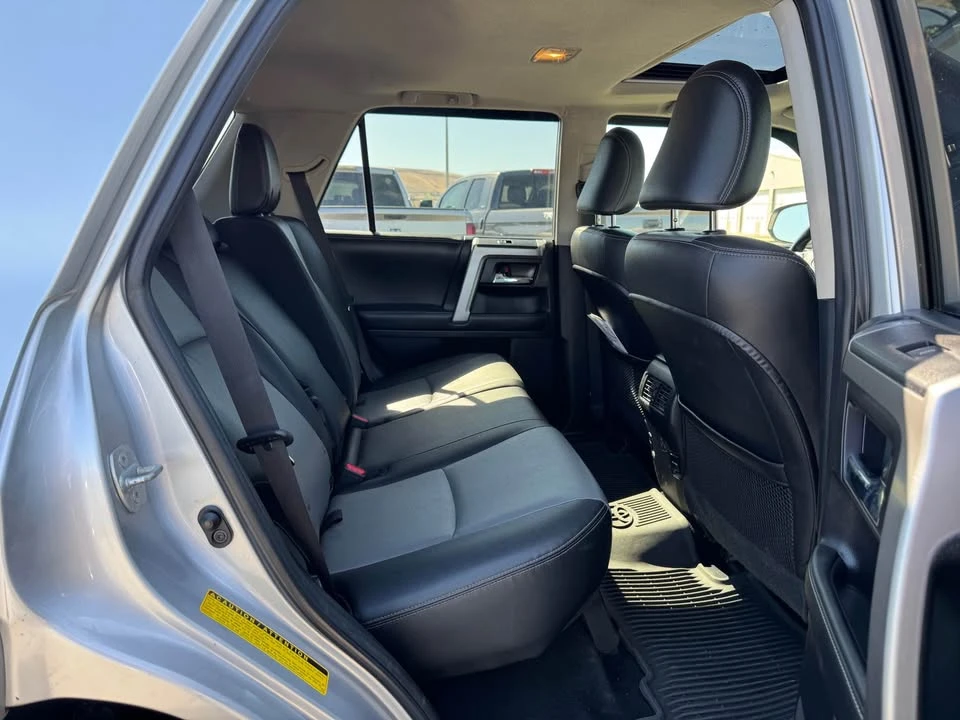 2015 Toyota 4Runner 5th Gen - Image 6 of 10