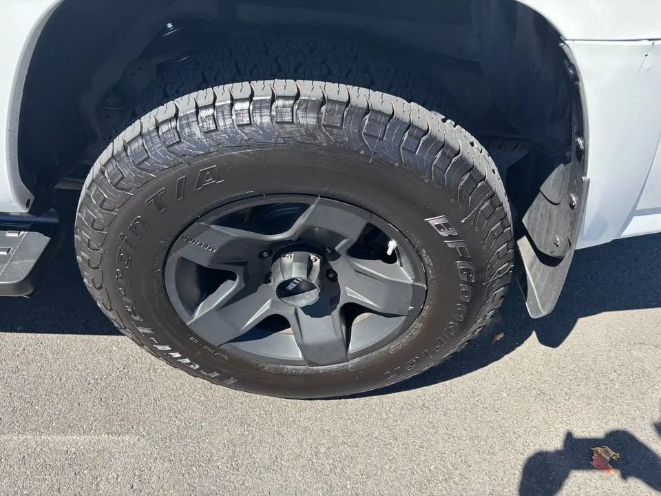 2015 Toyota 4Runner 5th Gen - Image 9 of 10