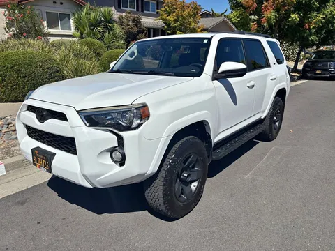 2015 Toyota 4Runner SR5