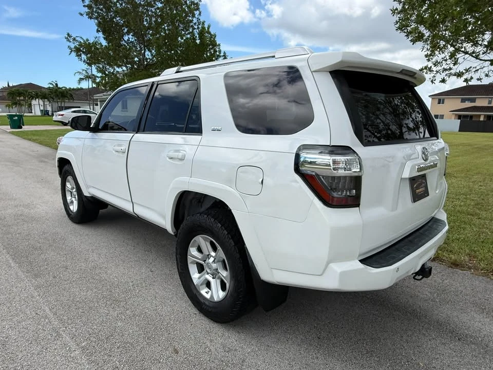 2015 Toyota 4Runner 5th Gen - Image 4 of 20