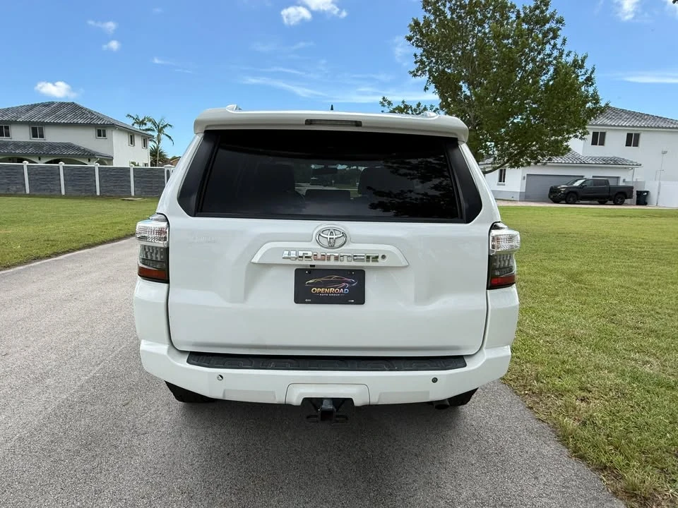 2015 Toyota 4Runner 5th Gen - Image 5 of 20