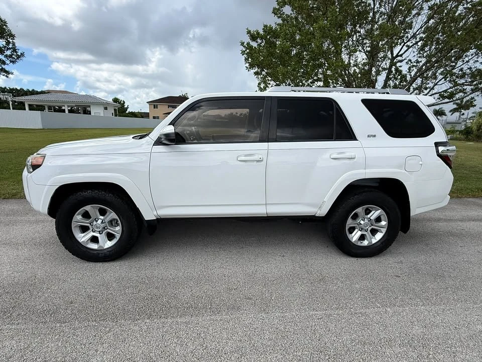 2015 Toyota 4Runner 5th Gen - Image 3 of 20