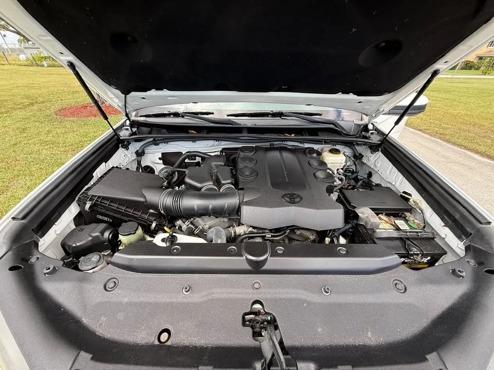 2015 Toyota 4Runner 5th Gen - Image 9 of 20