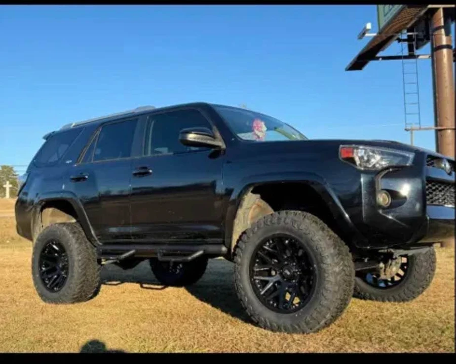 2015 Toyota 4Runner 5th Gen - Image 2 of 4