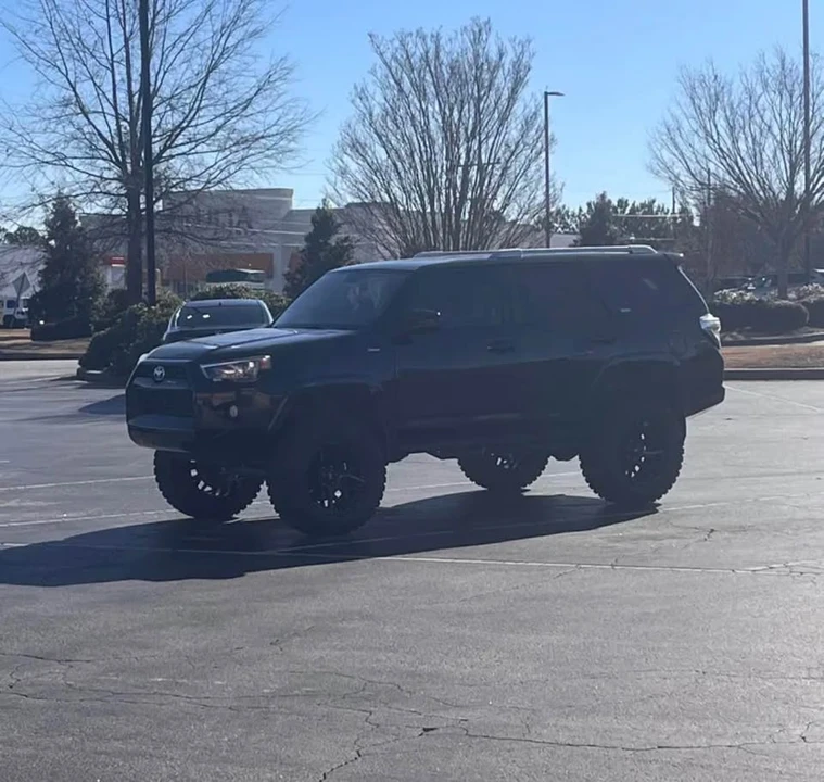 2015 Toyota 4Runner 5th Gen - Image 3 of 4