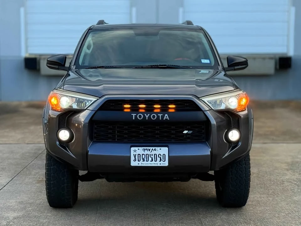 2015 Toyota 4Runner 5th Gen - Image 10 of 17