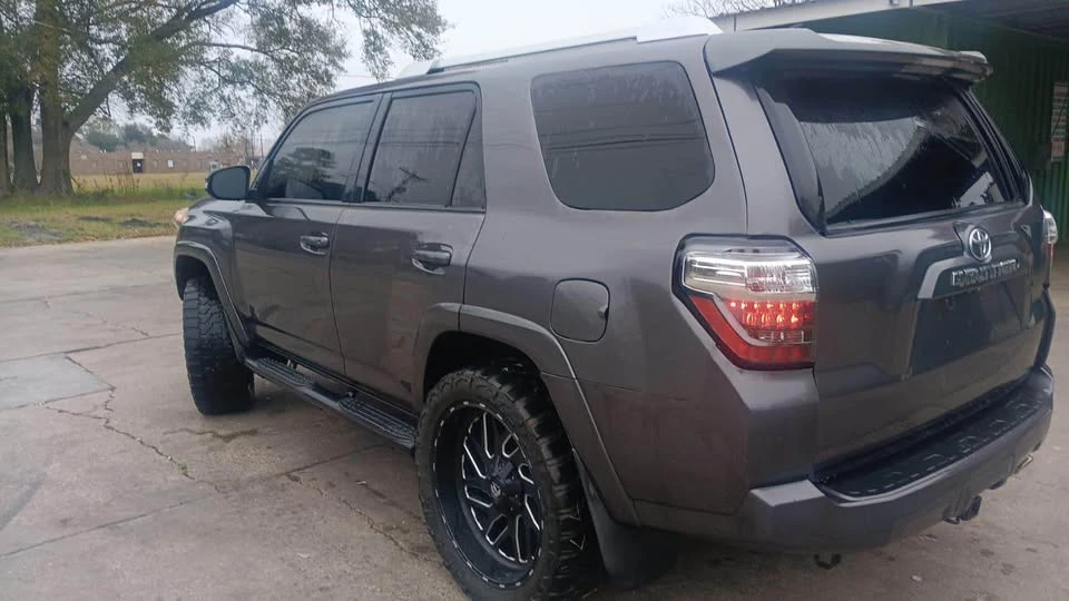 2015 Toyota 4Runner 5th Gen - Image 7 of 10