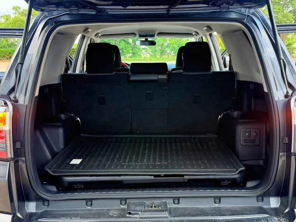 2015 Toyota 4Runner 5th Gen - Image 12 of 20