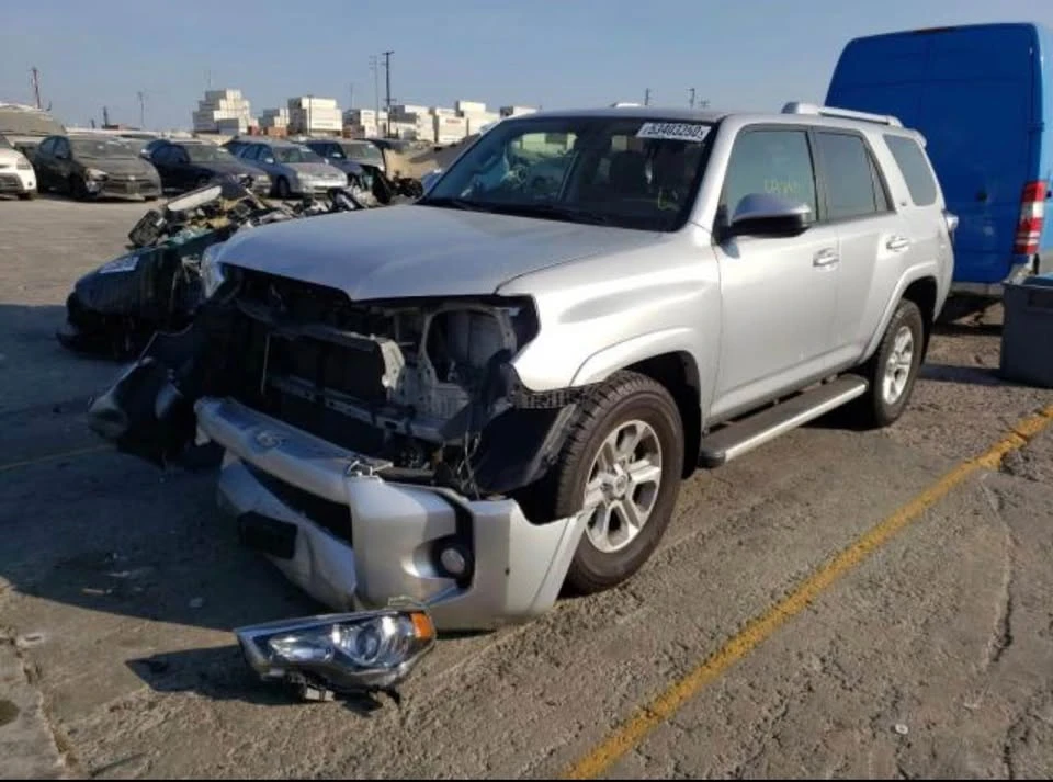 2015 Toyota 4Runner 5th Gen - Image 9 of 11