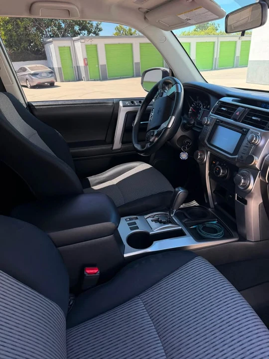 2015 Toyota 4Runner 5th Gen - Image 5 of 11