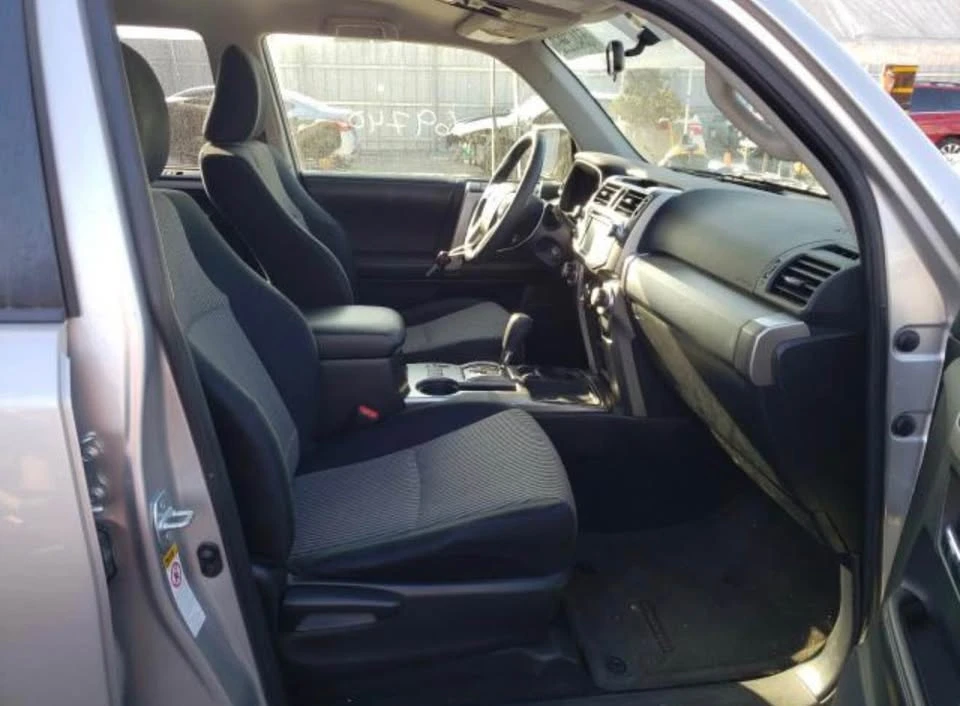 2015 Toyota 4Runner 5th Gen - Image 10 of 11
